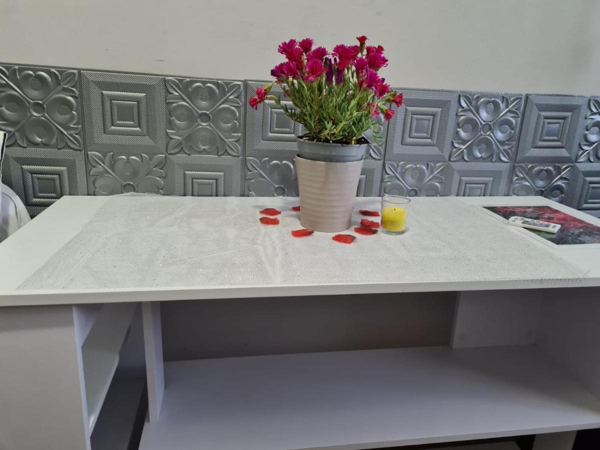 Petalo Rosso Apartment Pegognaga ภายนอก รูปภาพ